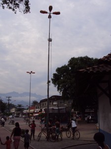 Baixada Digital na praça da estação de trem de Parada Angélica